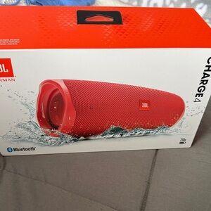 JBL Charge 4 Bluetooth Speaker - Bold Red